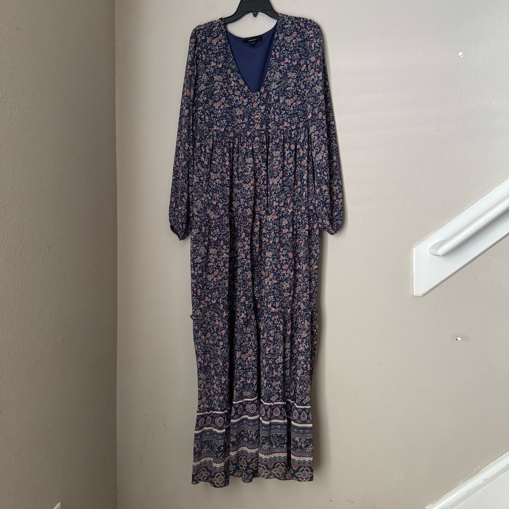Forever 21 Navy Floral Boho Long Sleeve Dress